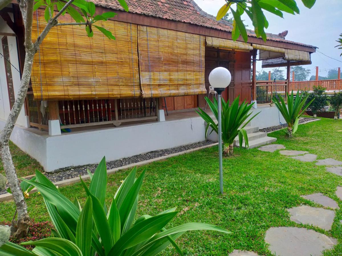 Joglo Kumpul Resort Cangkiran Εξωτερικό φωτογραφία