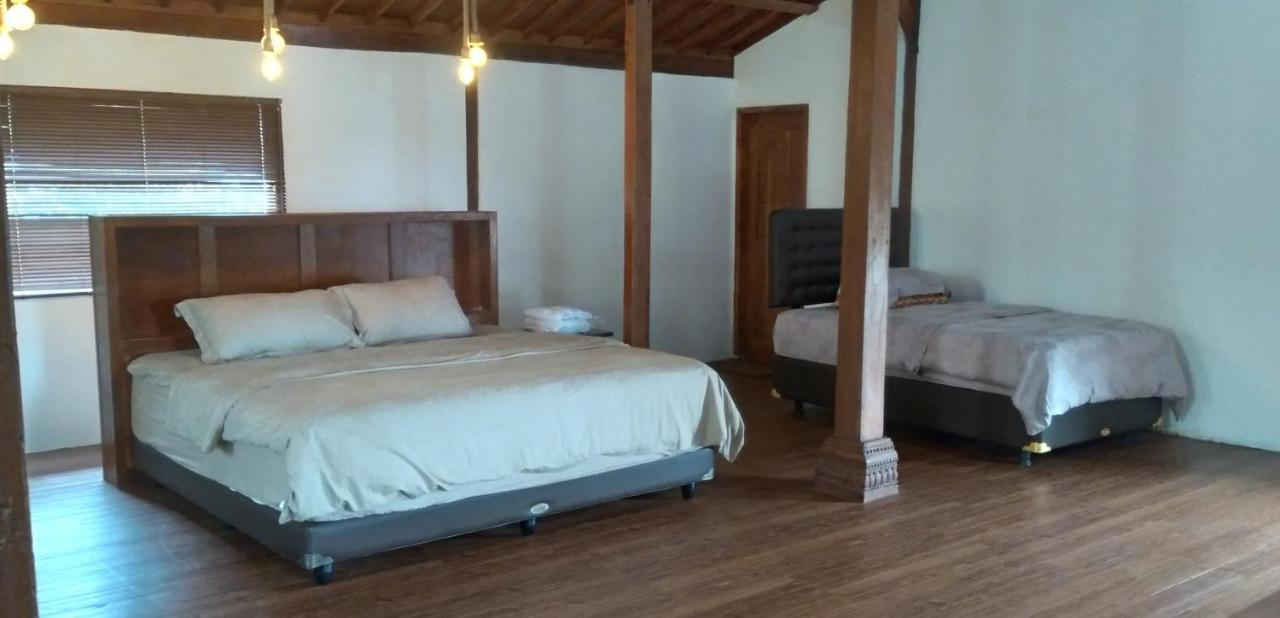 Joglo Kumpul Resort Cangkiran Εξωτερικό φωτογραφία