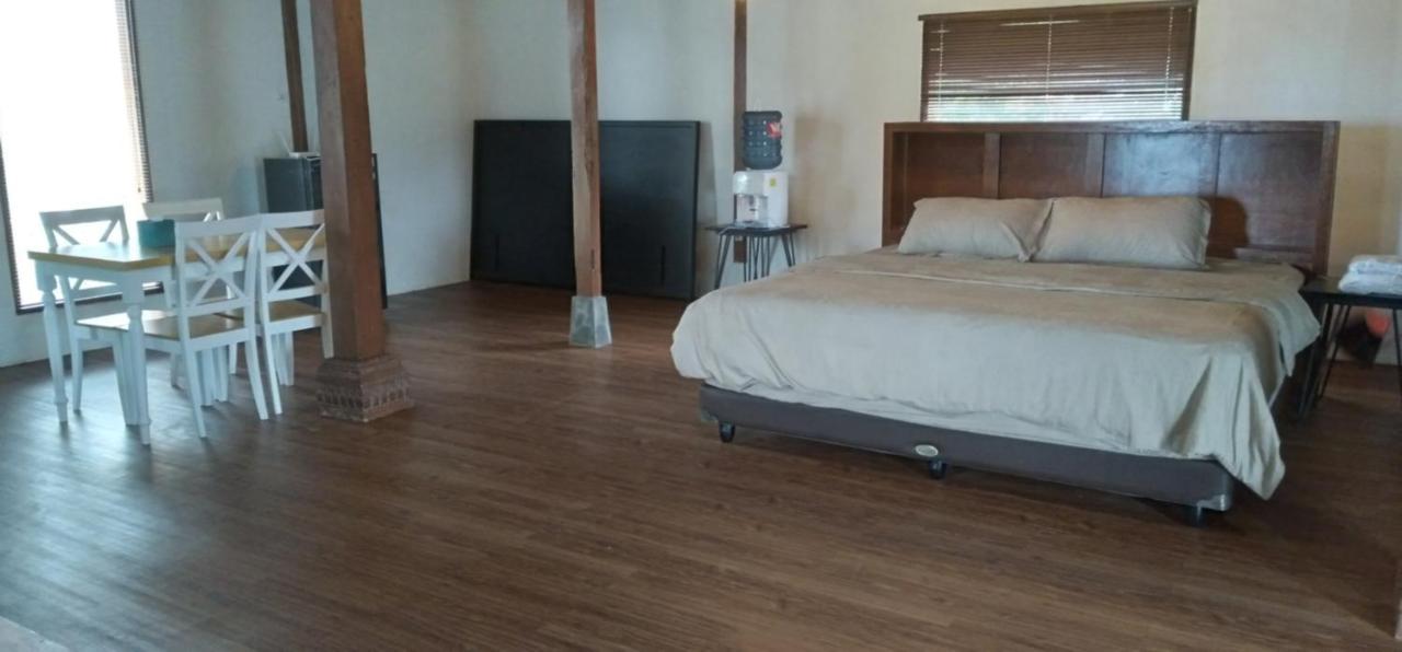 Joglo Kumpul Resort Cangkiran Εξωτερικό φωτογραφία